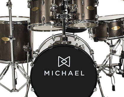 Bateria Acústica Michael Classic Pro DM841CHR com bumbo de 18” - Chrome