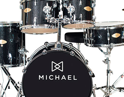 Bateria Acústica Michael Classic Pro DM843 BKS com bumbo de 22” - Preta Sparkle